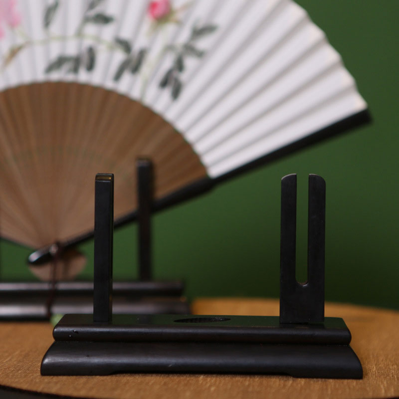 Vintage Art Style Folding Fan  - огляд і ціна Office Furniture Installation